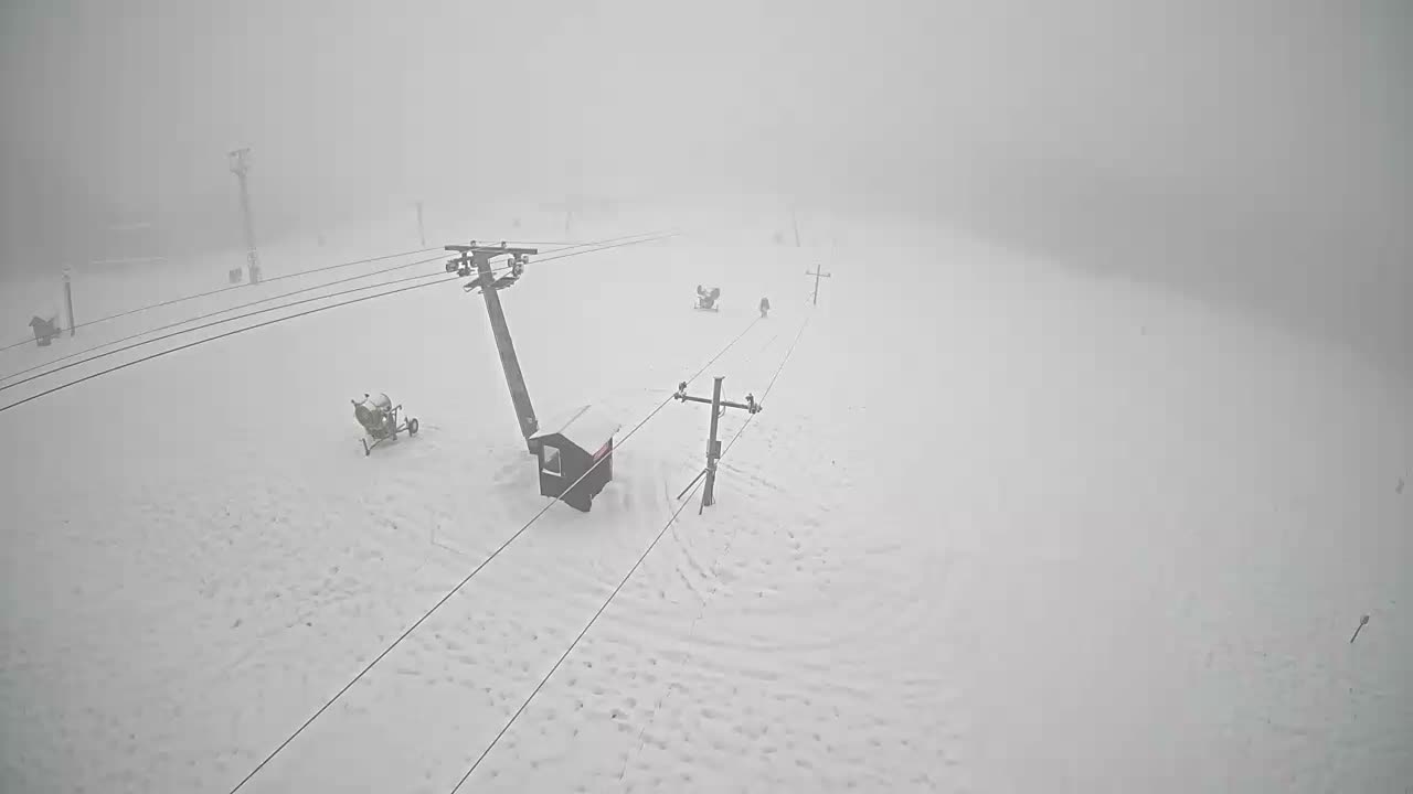 Jahodna Ski Slope East View Live Cam - Sever, Kosice 1, Kosice, Slovakia