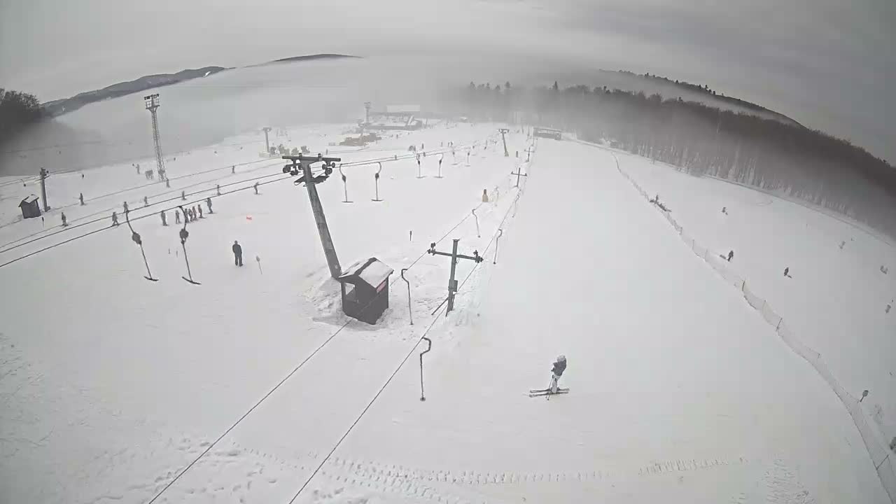 Jahodna Ski Slope East View Live Cam - Sever, Kosice 1, Kosice, Slovakia