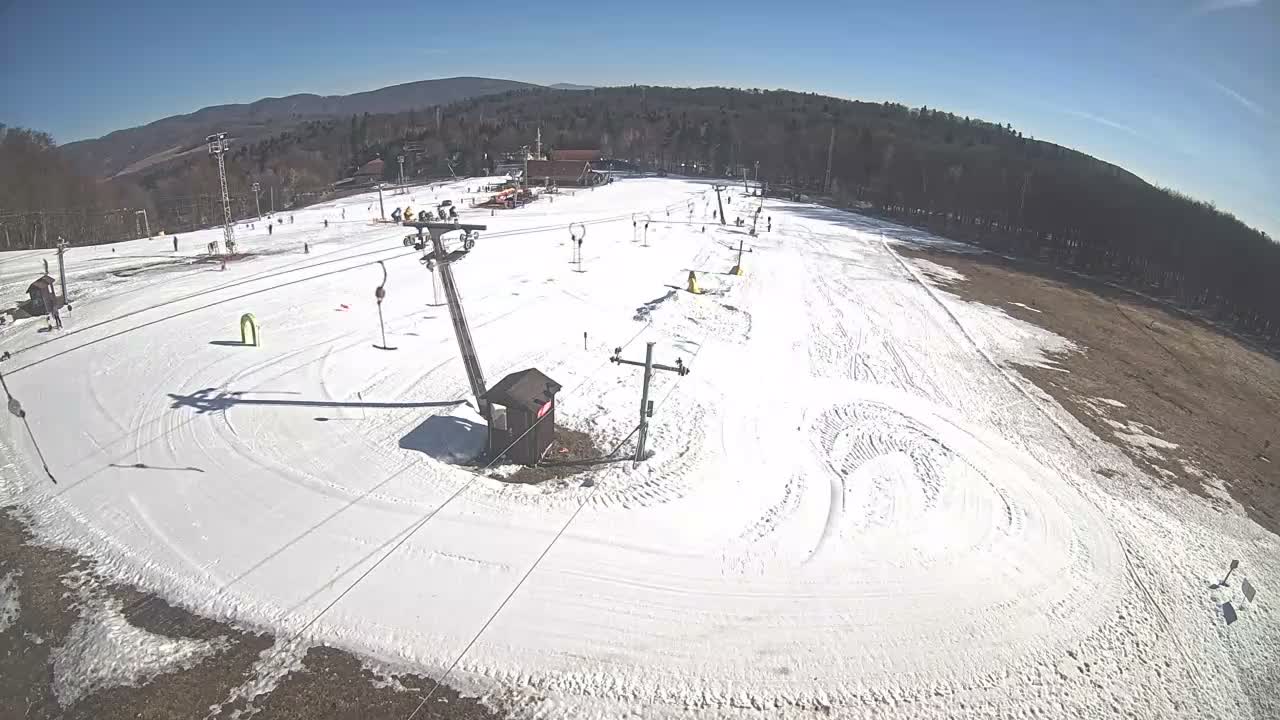 Jahodna Ski Slope East View Live Cam - Sever, Kosice 1, Kosice, Slovakia