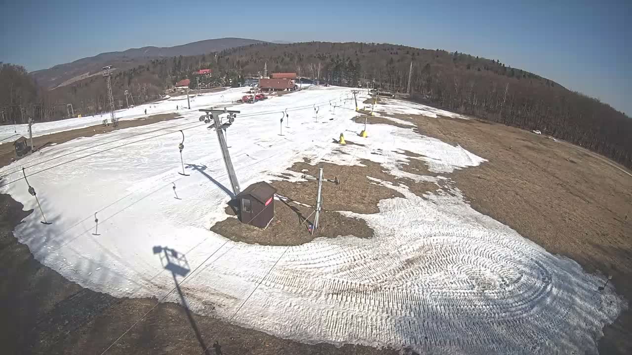 Jahodna Ski Slope East View Live Cam - Sever, Kosice 1, Kosice, Slovakia