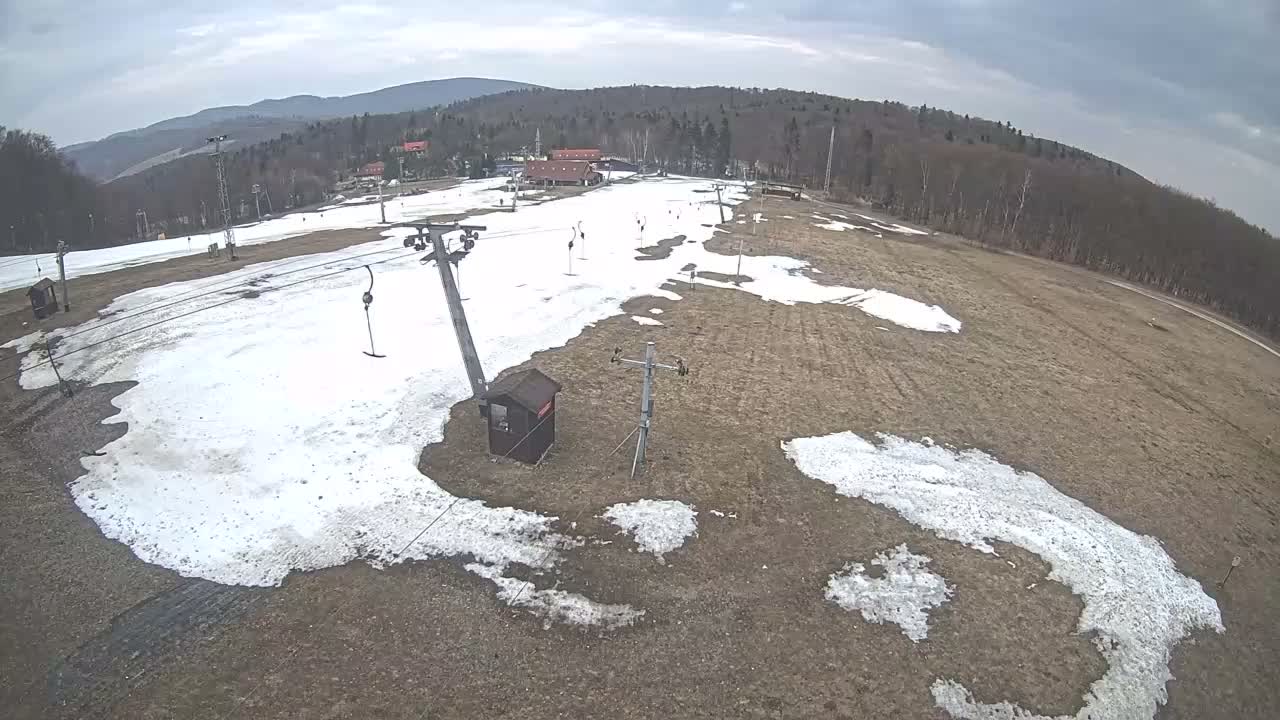 Jahodna Ski Slope East View Live Cam - Sever, Kosice 1, Kosice, Slovakia