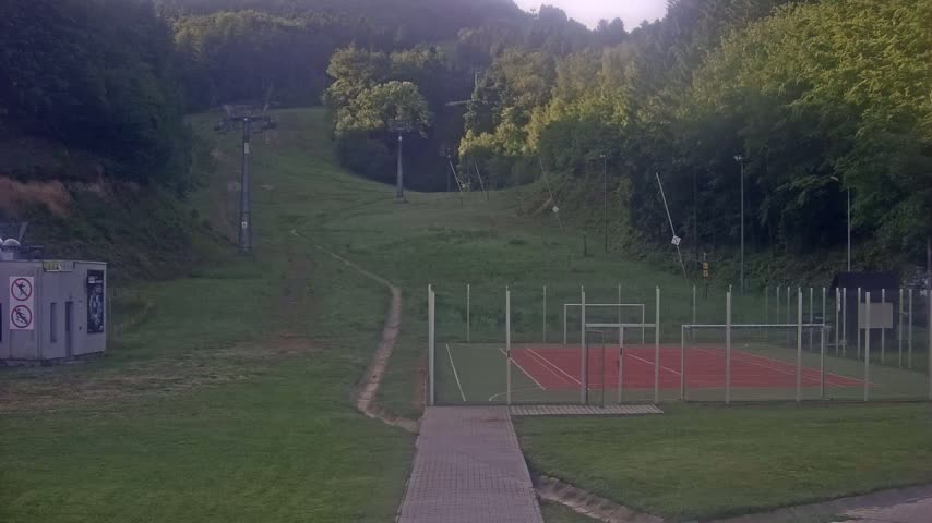 Salamandra Resort Ski Slope Live Cam - Hodrusa-Hamre, Žarnovica, Banská Bystrica, Slovakia