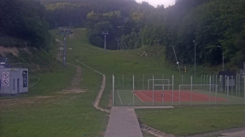 Salamandra Resort Ski Slope Live Cam - Hodrusa-Hamre, Žarnovica, Banská Bystrica, Slovakia