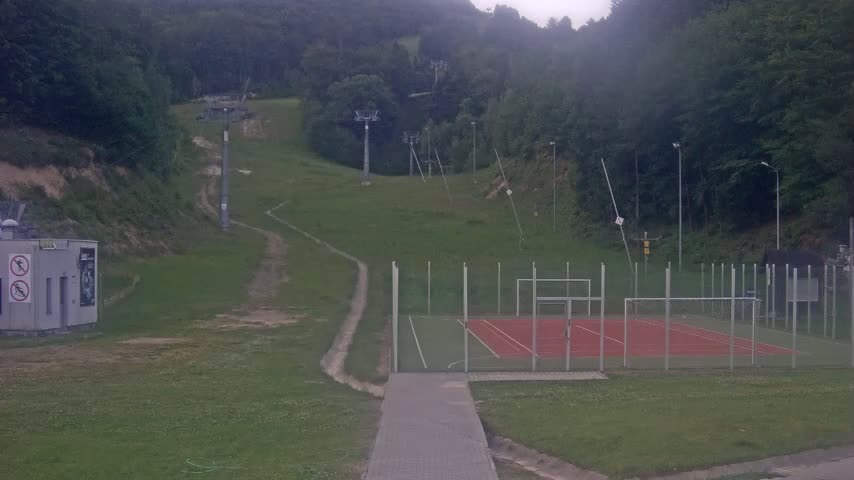 Salamandra Resort Ski Slope Live Cam - Hodrusa-Hamre, Žarnovica, Banská Bystrica, Slovakia