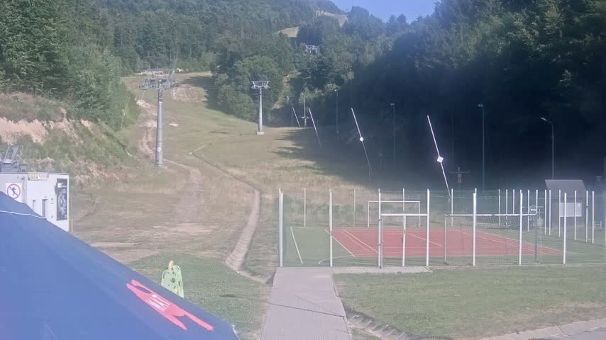 Salamandra Resort Ski Slope Live Cam - Hodrusa-Hamre, Žarnovica, Banská Bystrica, Slovakia