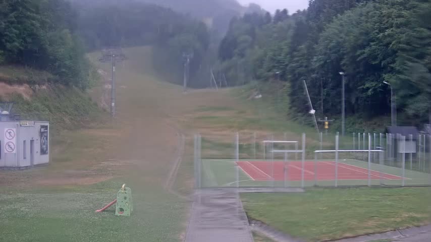 Salamandra Resort Ski Slope Live Cam - Hodrusa-Hamre, Žarnovica, Banská Bystrica, Slovakia