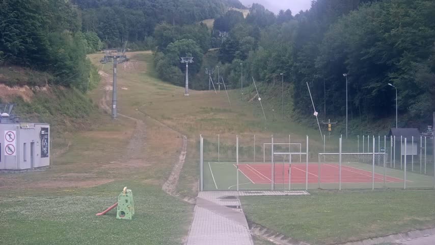 Salamandra Resort Ski Slope Live Cam - Hodrusa-Hamre, Žarnovica, Banská Bystrica, Slovakia