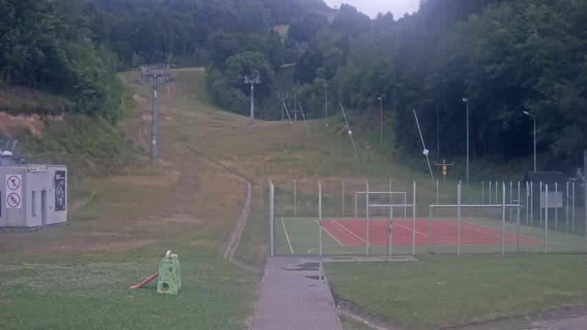 Salamandra Resort Ski Slope Live Cam - Hodrusa-Hamre, Žarnovica, Banská Bystrica, Slovakia