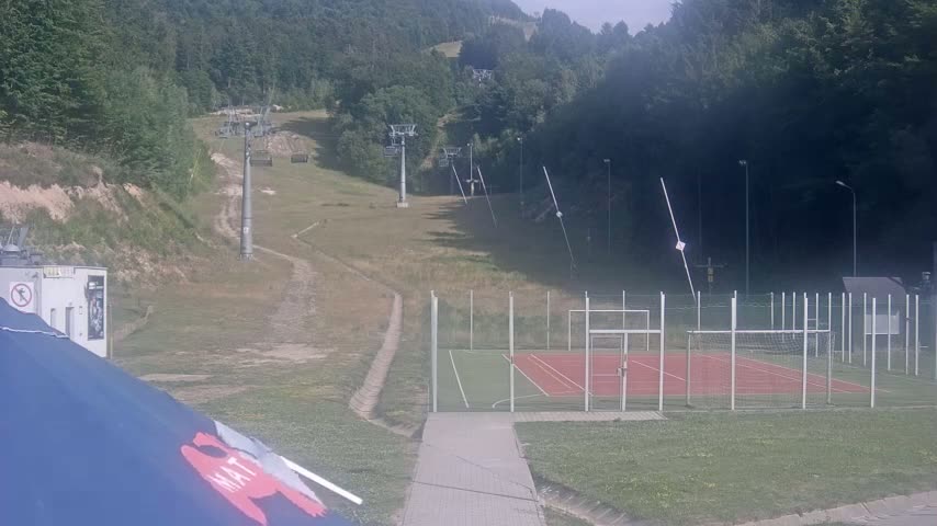 Salamandra Resort Ski Slope Live Cam - Hodrusa-Hamre, Žarnovica, Banská Bystrica, Slovakia