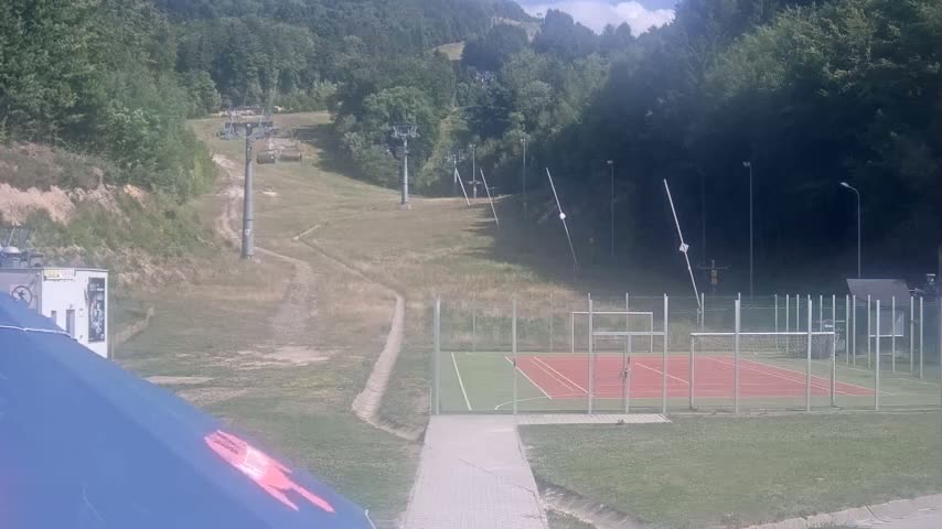 Salamandra Resort Ski Slope Live Cam - Hodrusa-Hamre, Žarnovica, Banská Bystrica, Slovakia