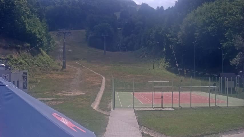 Salamandra Resort Ski Slope Live Cam - Hodrusa-Hamre, Žarnovica, Banská Bystrica, Slovakia