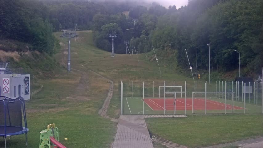 Salamandra Resort Ski Slope Live Cam - Hodrusa-Hamre, Žarnovica, Banská Bystrica, Slovakia