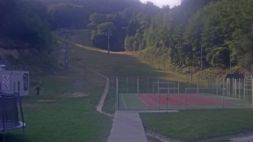 Salamandra Resort Ski Slope Live Cam - Hodrusa-Hamre, Žarnovica, Banská Bystrica, Slovakia
