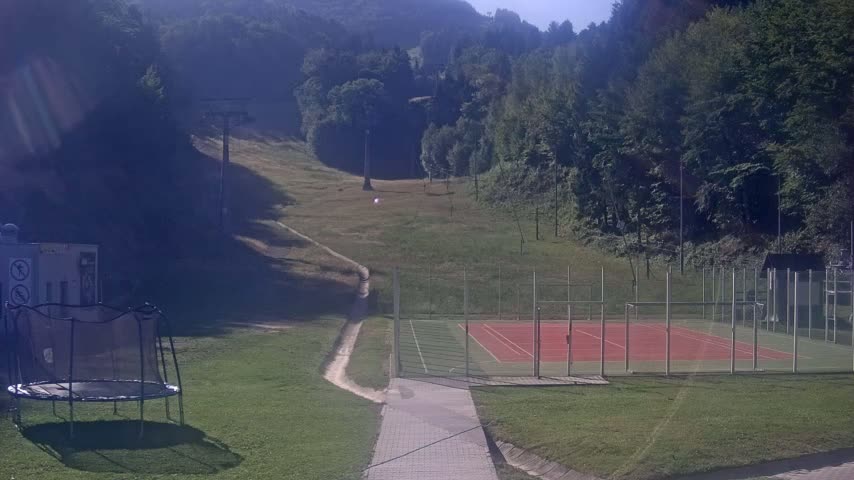 Salamandra Resort Ski Slope Live Cam - Hodrusa-Hamre, Žarnovica, Banská Bystrica, Slovakia