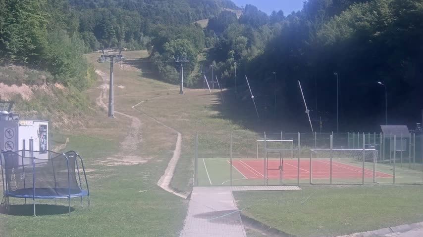 Salamandra Resort Ski Slope Live Cam - Hodrusa-Hamre, Žarnovica, Banská Bystrica, Slovakia
