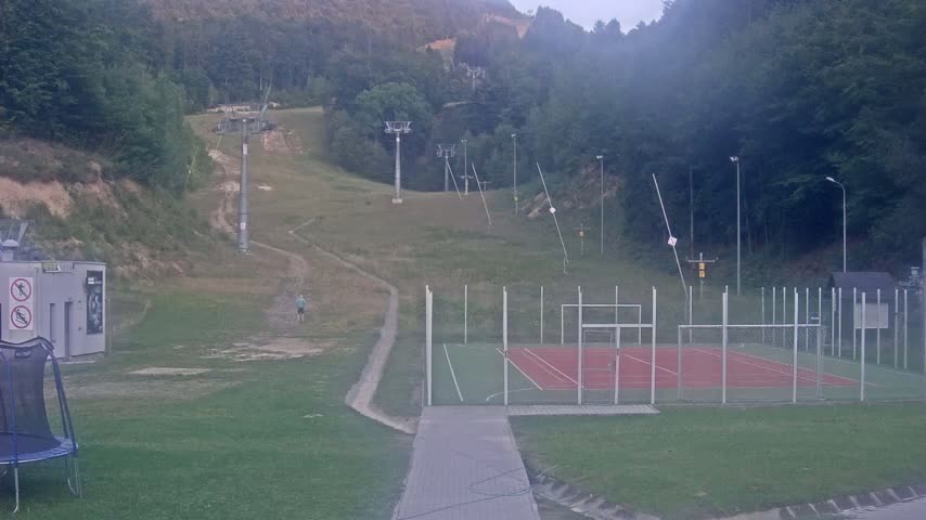 Salamandra Resort Ski Slope Live Cam - Hodrusa-Hamre, Žarnovica, Banská Bystrica, Slovakia