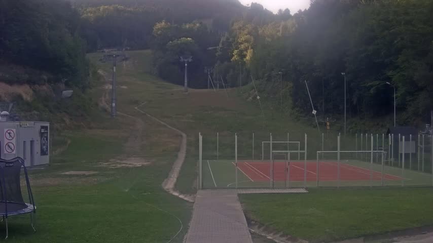 Salamandra Resort Ski Slope Live Cam - Hodrusa-Hamre, Žarnovica, Banská Bystrica, Slovakia
