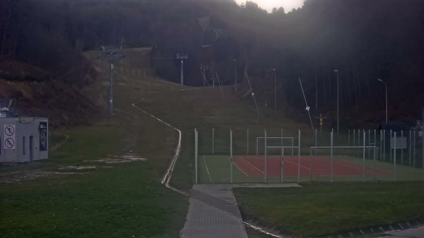 Salamandra Resort Ski Slope Live Cam - Hodrusa-Hamre, Žarnovica, Banská Bystrica, Slovakia