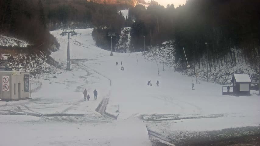 Salamandra Resort Ski Slope Live Cam - Hodrusa-Hamre, Žarnovica, Banská Bystrica, Slovakia