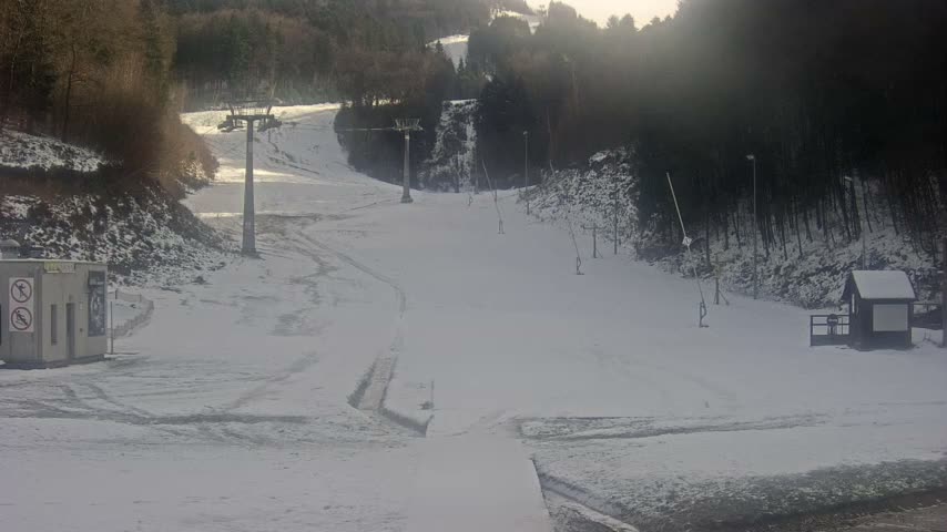 Salamandra Resort Ski Slope Live Cam - Hodrusa-Hamre, Žarnovica, Banská Bystrica, Slovakia