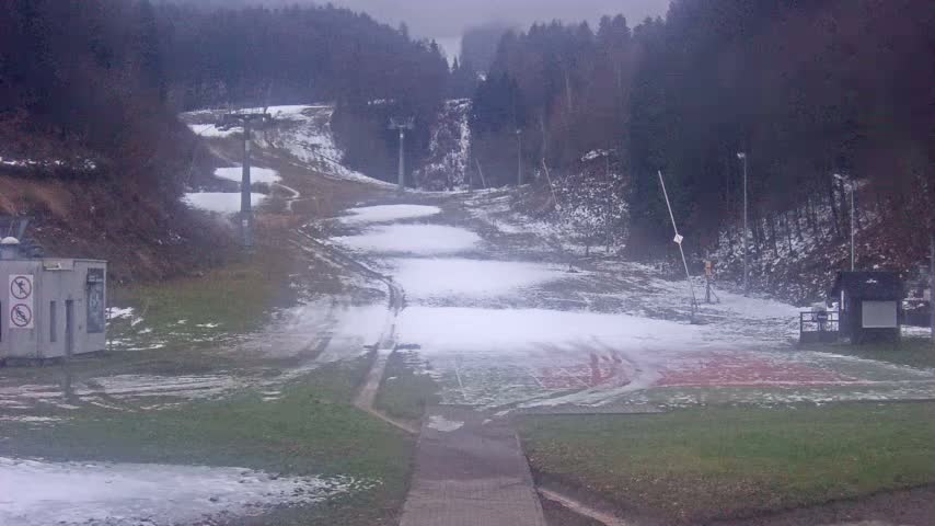 Salamandra Resort Ski Slope Live Cam - Hodrusa-Hamre, Žarnovica, Banská Bystrica, Slovakia