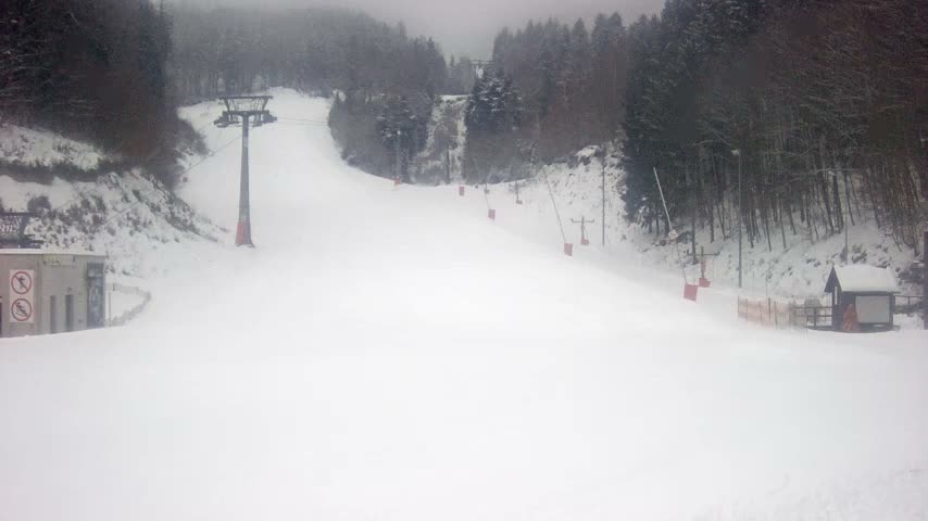 Salamandra Resort Ski Slope Live Cam - Hodrusa-Hamre, Žarnovica, Banská Bystrica, Slovakia