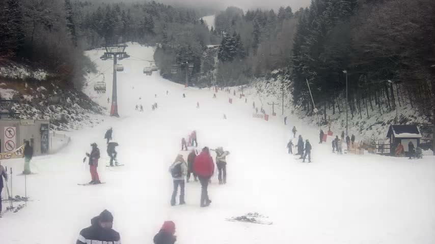 Salamandra Resort Ski Slope Live Cam - Hodrusa-Hamre, Žarnovica, Banská Bystrica, Slovakia