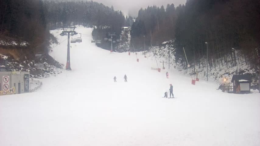 Salamandra Resort Ski Slope Live Cam - Hodrusa-Hamre, Žarnovica, Banská Bystrica, Slovakia