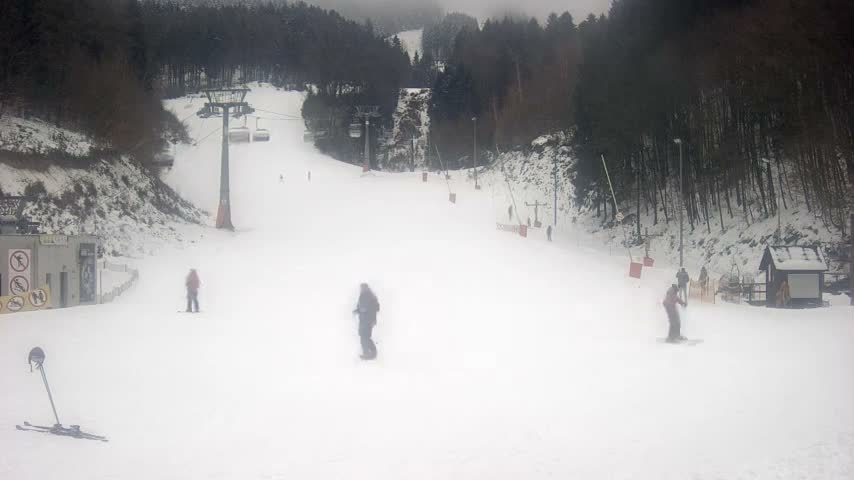 Salamandra Resort Ski Slope Live Cam - Hodrusa-Hamre, Žarnovica, Banská Bystrica, Slovakia