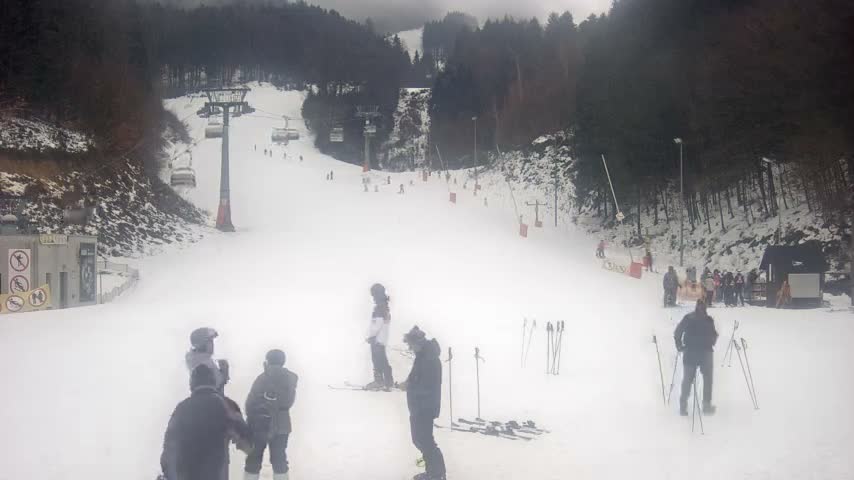 Salamandra Resort Ski Slope Live Cam - Hodrusa-Hamre, Žarnovica, Banská Bystrica, Slovakia