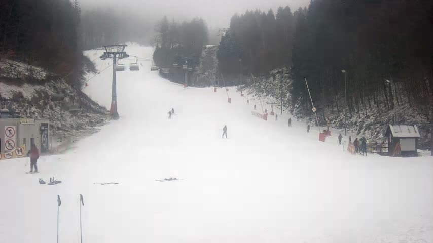 Salamandra Resort Ski Slope Live Cam - Hodrusa-Hamre, Žarnovica, Banská Bystrica, Slovakia