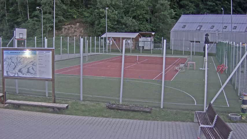 Salamandra Ski Resort Tennis Court Live Cam - Hodrusa-Hamre, Žarnovica, Banská Bystrica, Slovakia