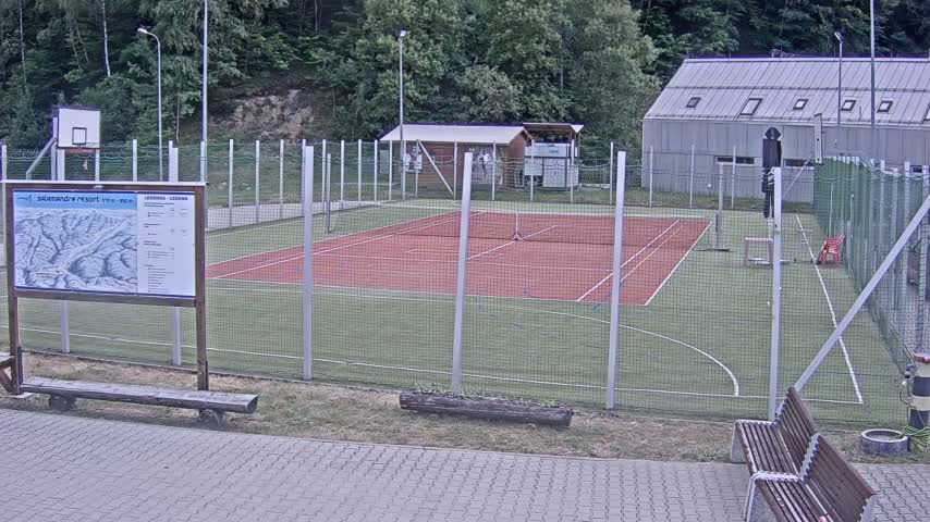 Salamandra Ski Resort Tennis Court Live Cam - Hodrusa-Hamre, Žarnovica, Banská Bystrica, Slovakia