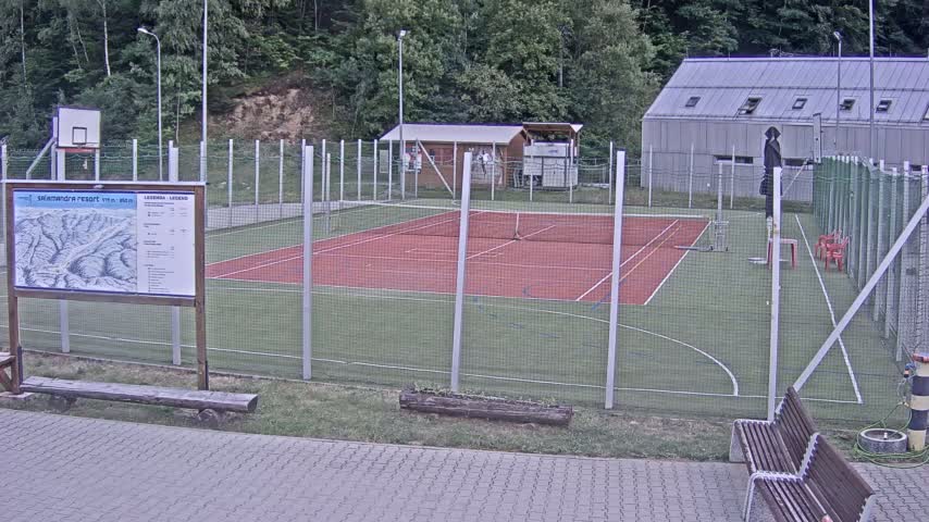 Salamandra Ski Resort Tennis Court Live Cam - Hodrusa-Hamre, Žarnovica, Banská Bystrica, Slovakia