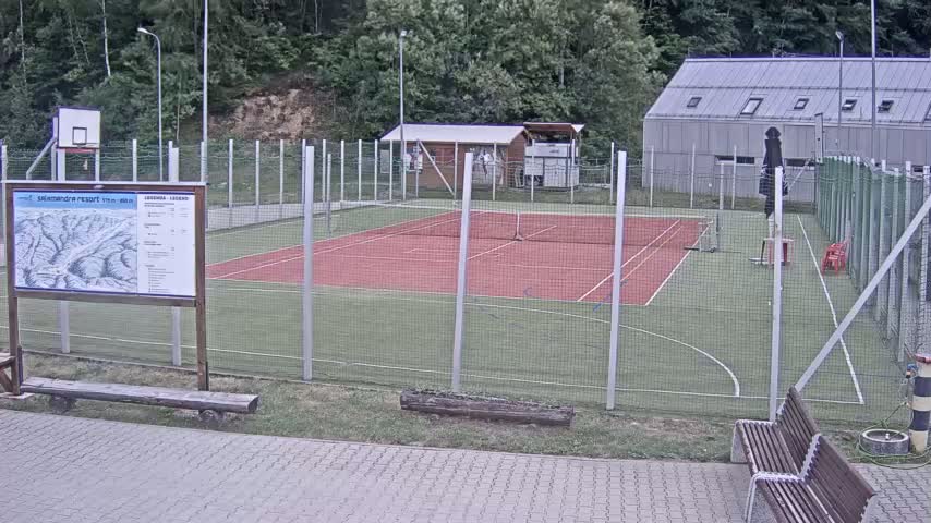 Salamandra Ski Resort Tennis Court Live Cam - Hodrusa-Hamre, Žarnovica, Banská Bystrica, Slovakia