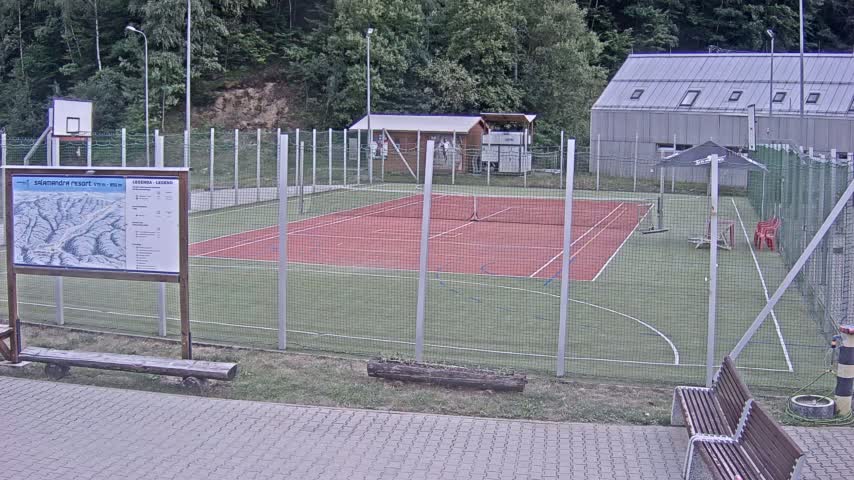 Salamandra Ski Resort Tennis Court Live Cam - Hodrusa-Hamre, Žarnovica, Banská Bystrica, Slovakia