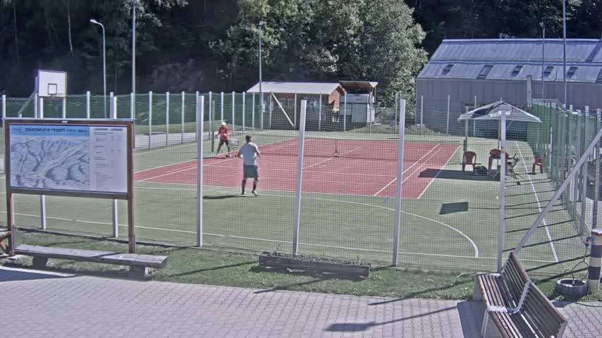 Salamandra Ski Resort Tennis Court Live Cam - Hodrusa-Hamre, Žarnovica, Banská Bystrica, Slovakia