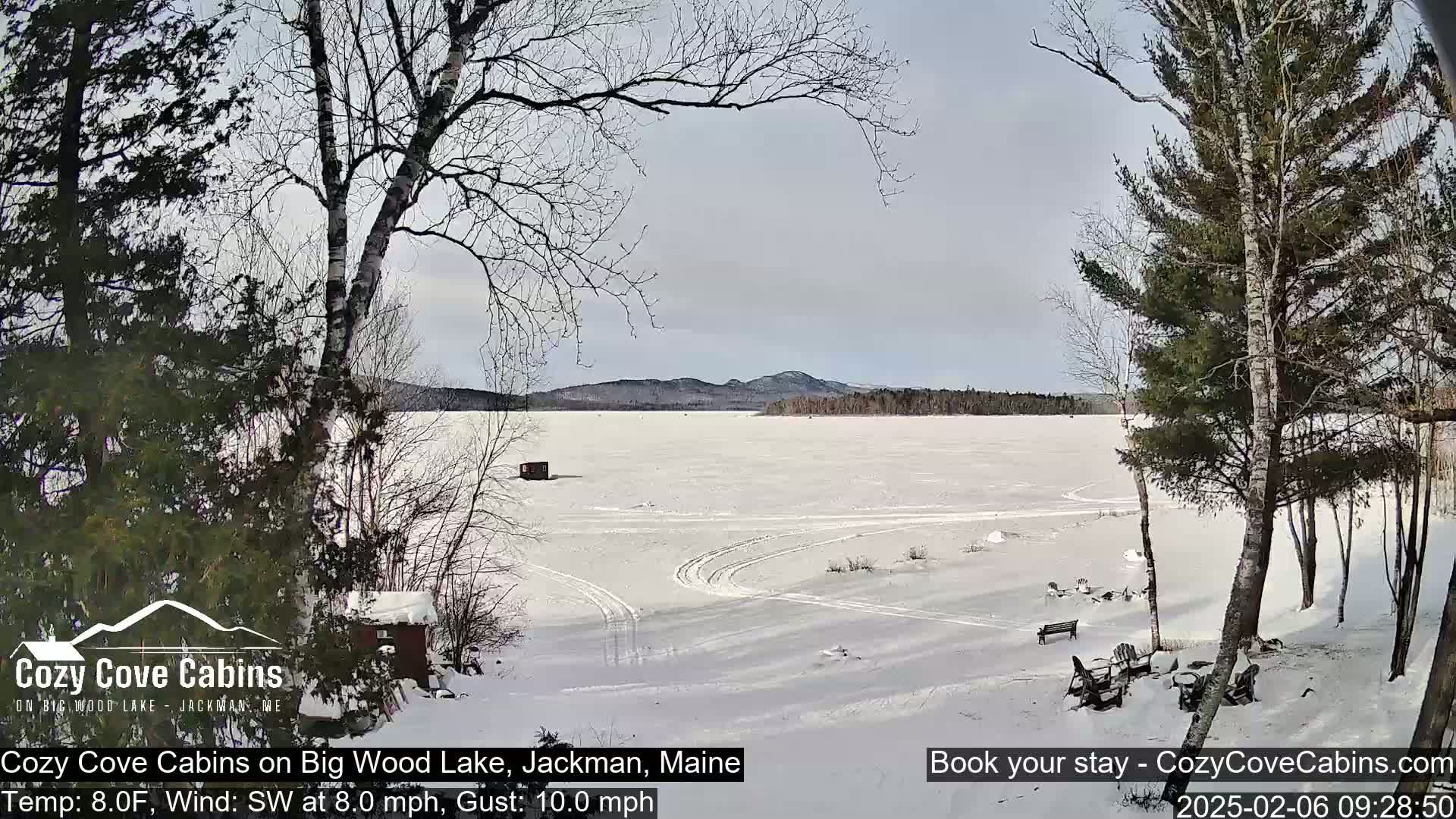 Cozy Cove Cabins, Wood Pond Live Cam - Jackman, Maine,  USA