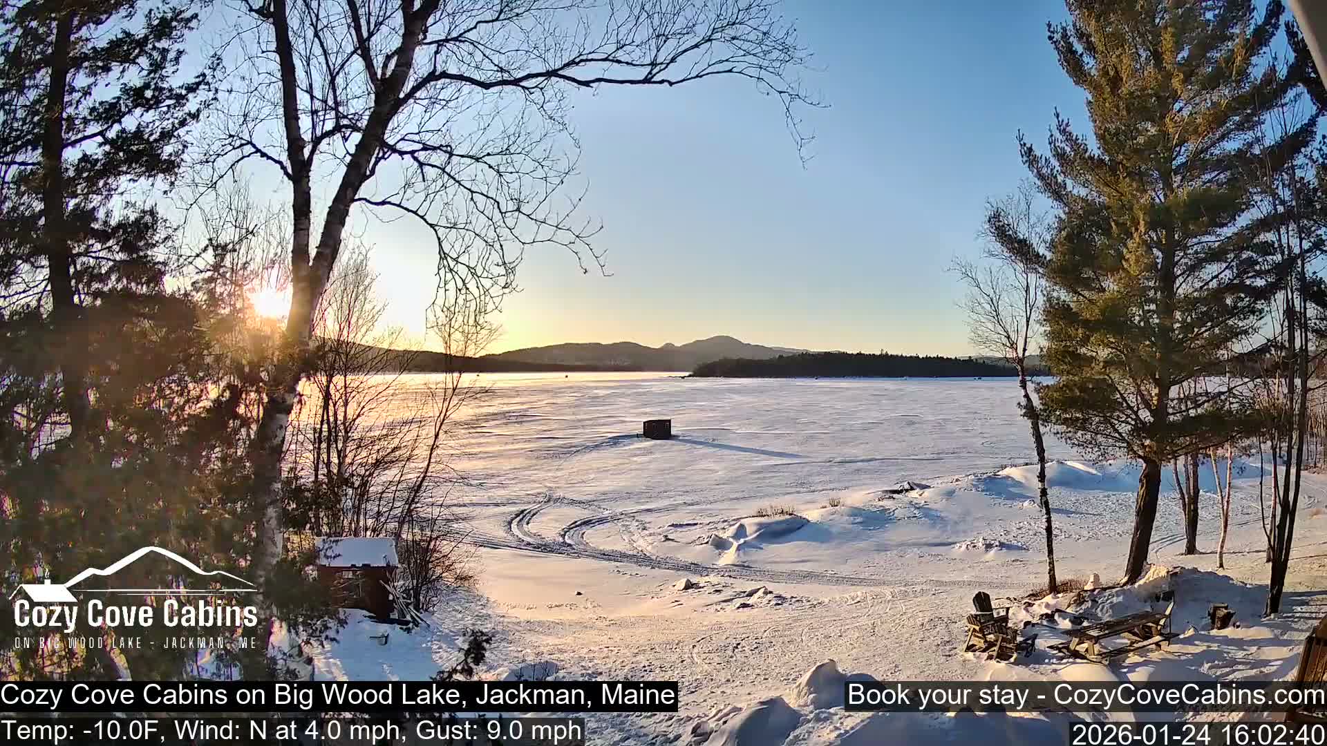 Cozy Cove Cabins, Wood Pond Live Cam - Jackman, Maine,  USA