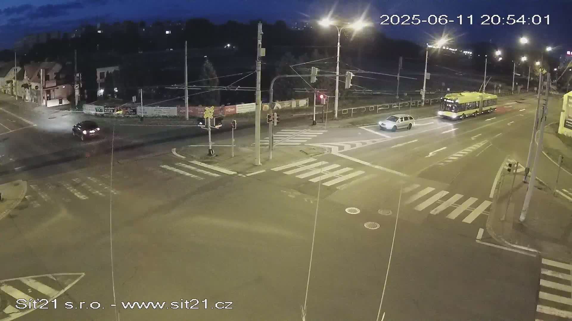 Otrokovice-Kvitkovice-Zlin - Railway Highway 55 & 49 Junction Live Cam - Otrokovice, Zlin, Czechia