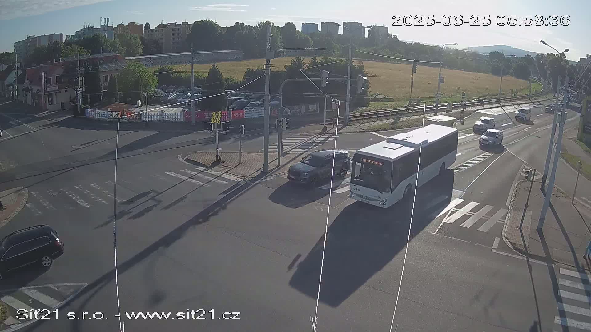 Otrokovice-Kvitkovice-Zlin - Railway Highway 55 & 49 Junction Live Cam - Otrokovice, Zlin, Czechia