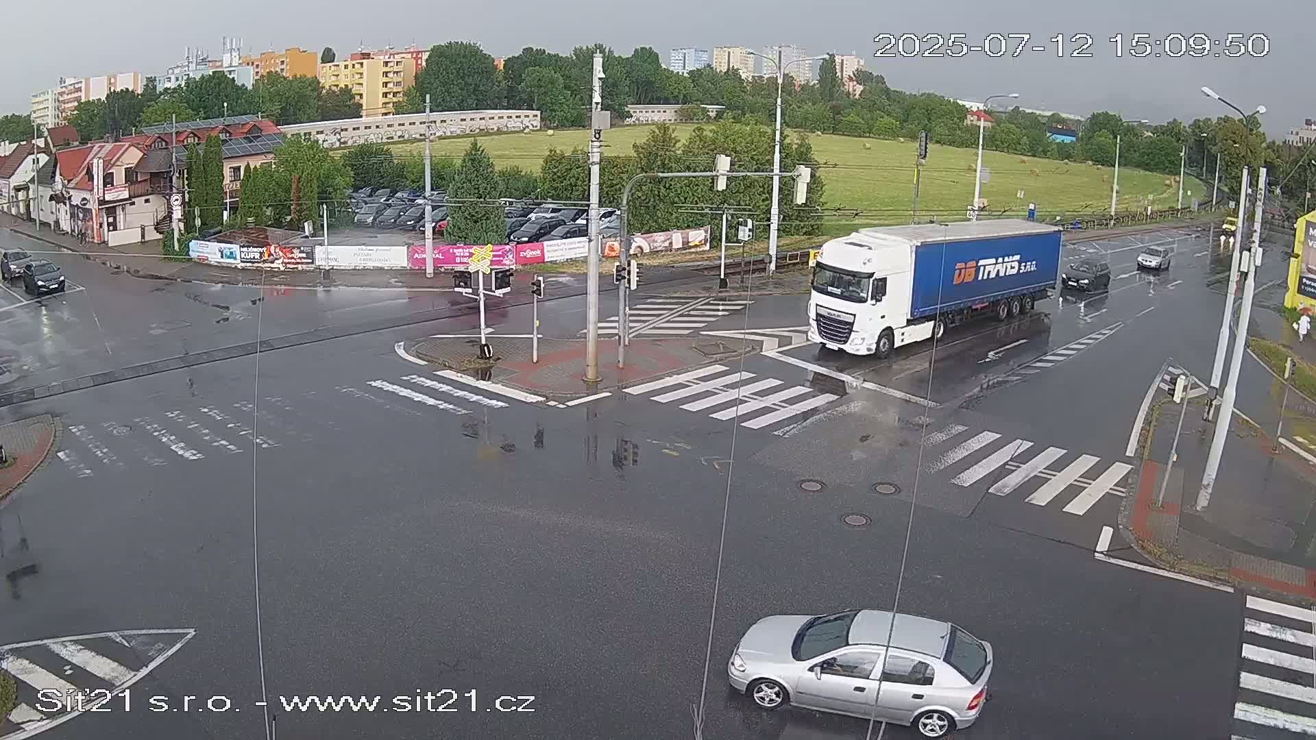 Otrokovice-Kvitkovice-Zlin - Railway Highway 55 & 49 Junction Live Cam - Otrokovice, Zlin, Czechia