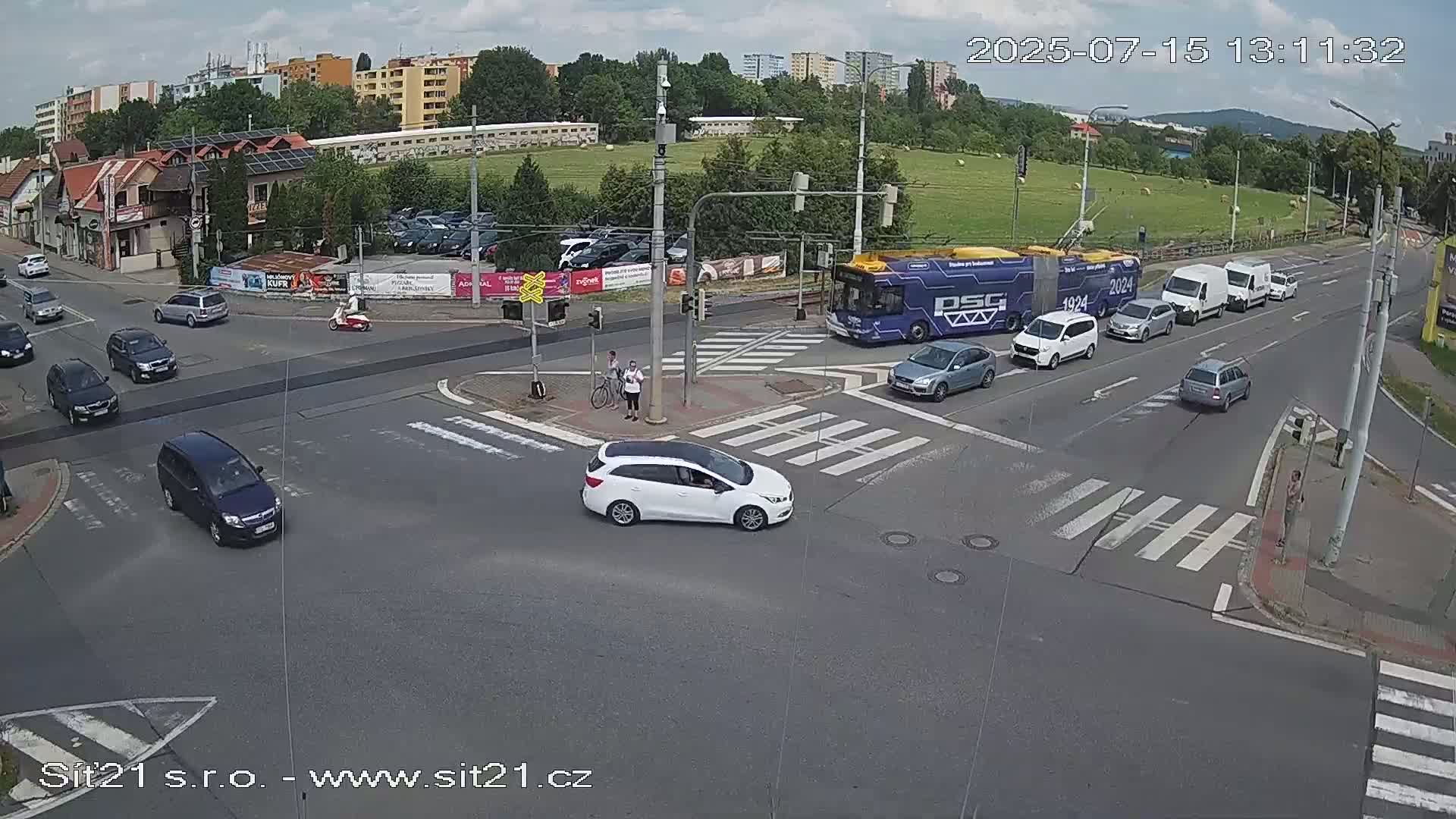 Otrokovice-Kvitkovice-Zlin - Railway Highway 55 & 49 Junction Live Cam - Otrokovice, Zlin, Czechia
