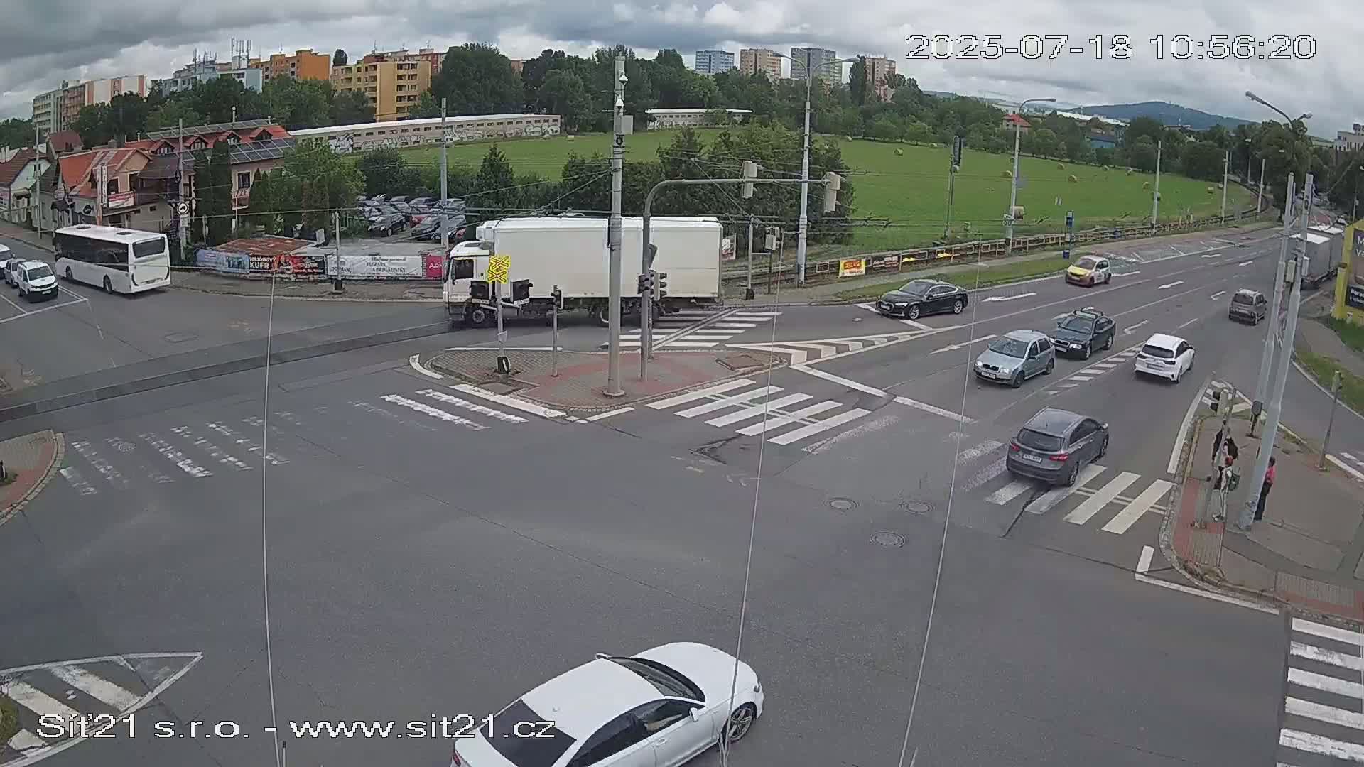 Otrokovice-Kvitkovice-Zlin - Railway Highway 55 & 49 Junction Live Cam - Otrokovice, Zlin, Czechia