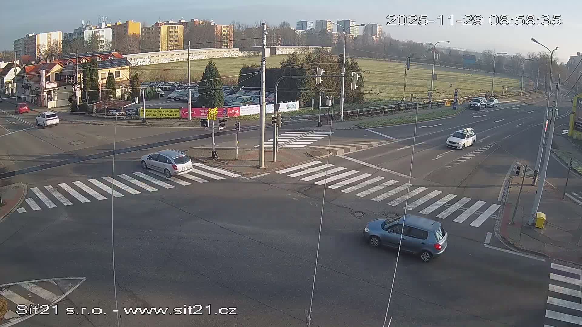 Otrokovice-Kvitkovice-Zlin - Railway Highway 55 & 49 Junction Live Cam - Otrokovice, Zlin, Czechia