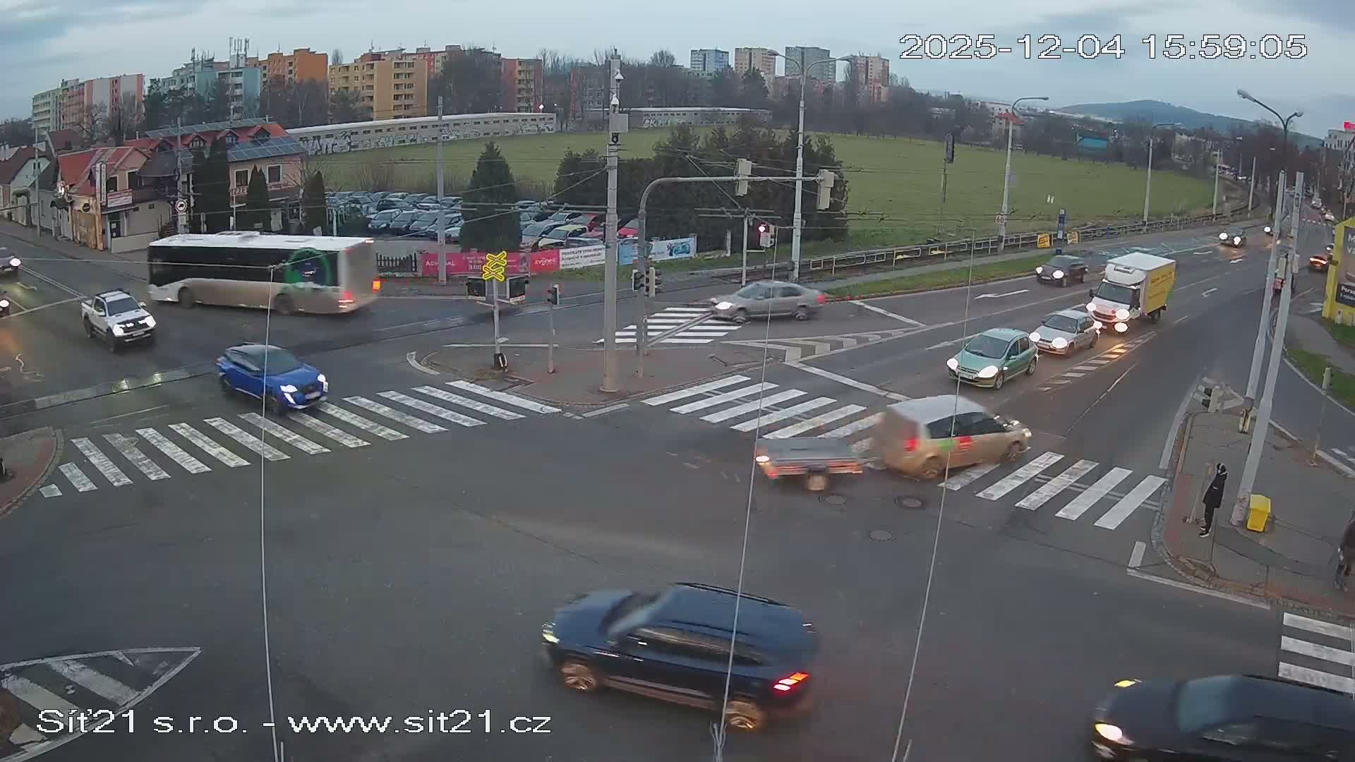 Otrokovice-Kvitkovice-Zlin - Railway Highway 55 & 49 Junction Live Cam - Otrokovice, Zlin, Czechia