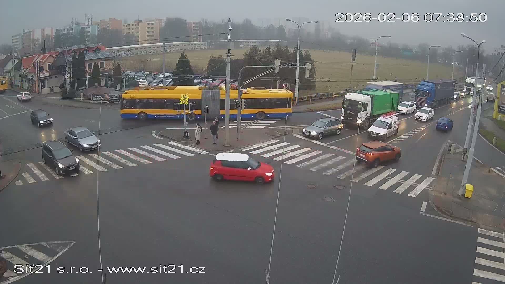 Otrokovice-Kvitkovice-Zlin - Railway Highway 55 & 49 Junction Live Cam - Otrokovice, Zlin, Czechia