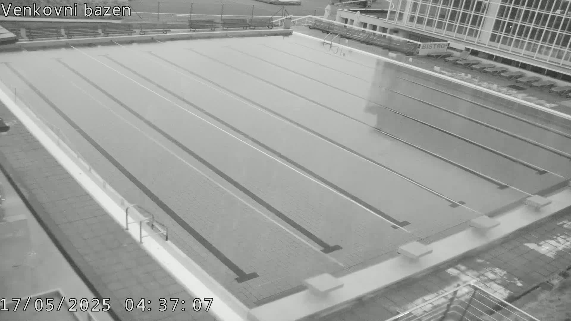 Zlín, Koupaliště Public Swimming Pool Live Cam - Zlin 1, Zlin, Czechia