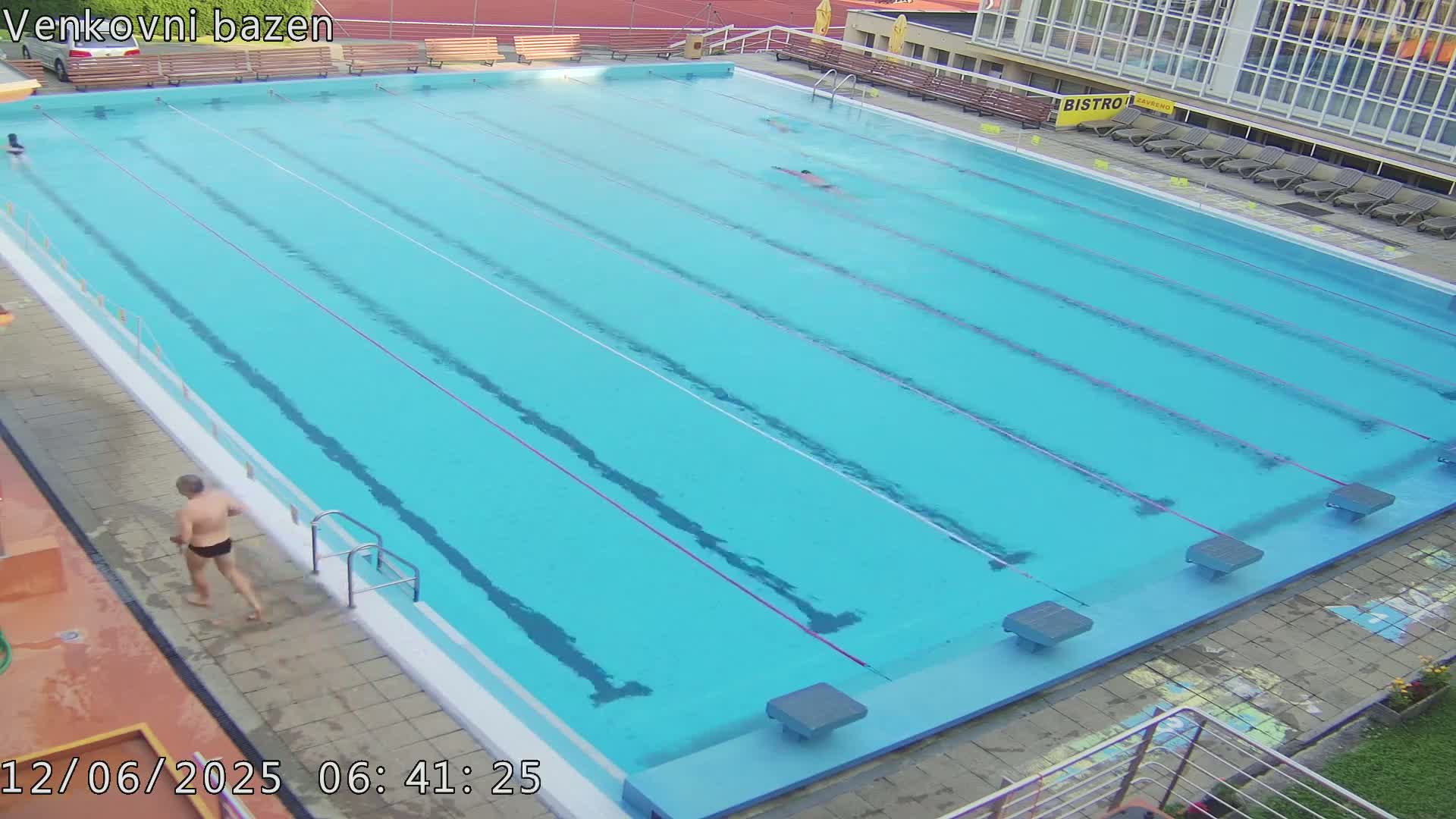 Zlín, Koupaliště Public Swimming Pool Live Cam - Zlin 1, Zlin, Czechia
