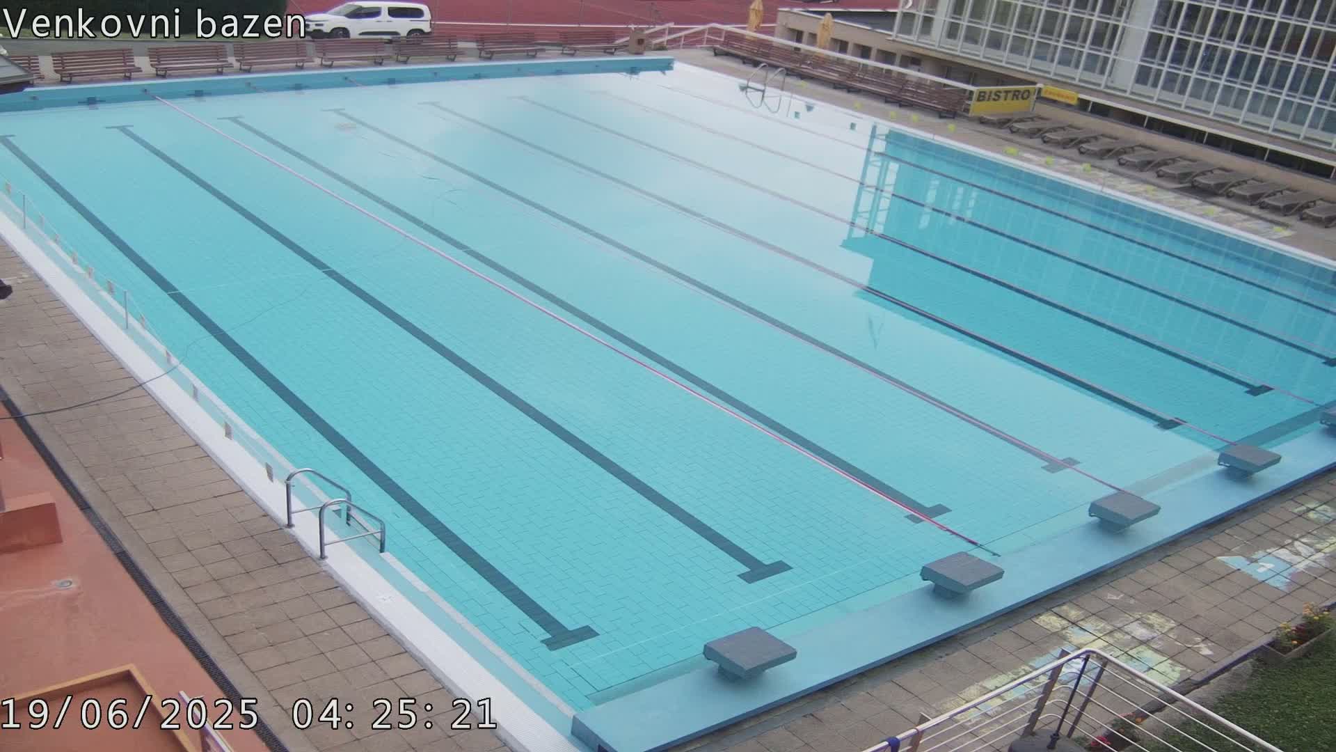 Zlín, Koupaliště Public Swimming Pool Live Cam - Zlin 1, Zlin, Czechia